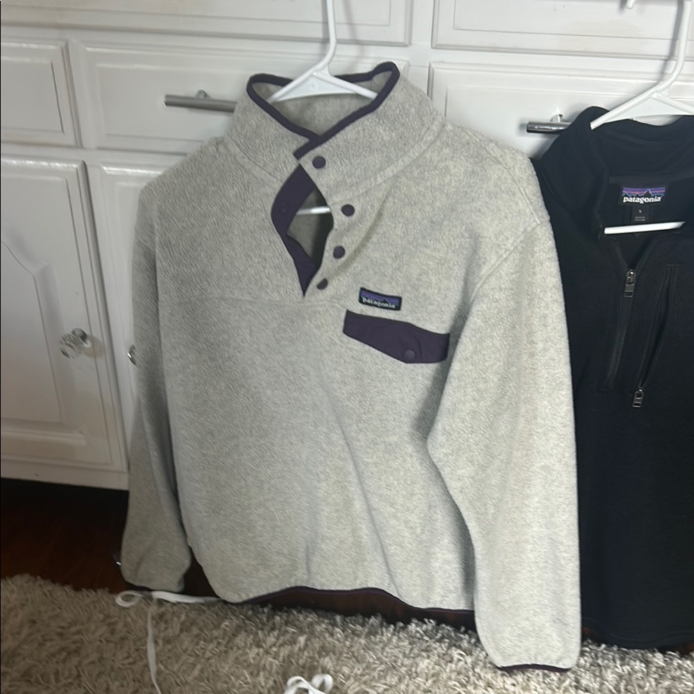 Patagonia Cream and Purple Snap-T Fleece